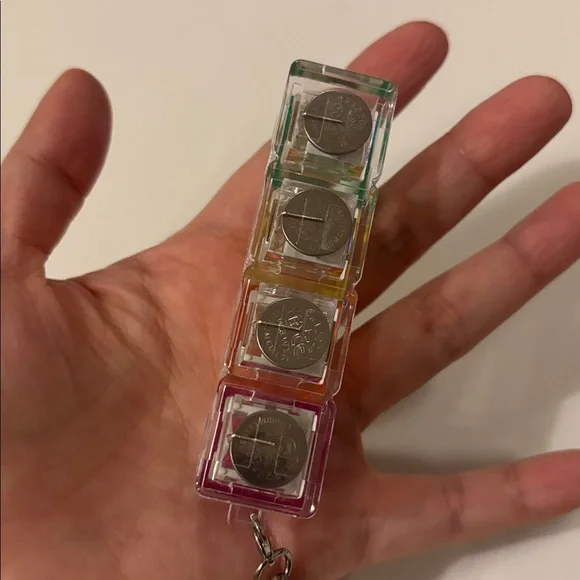 🌈🧊Light-Up Click Fidget Toy Keychain - Picture 13 of 14